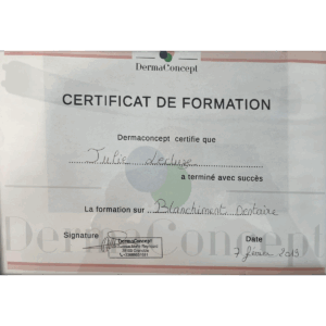 Certificat de formation Julie Lecluze blanchiment dentaire