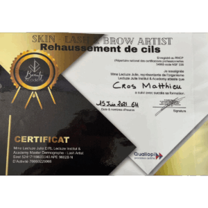 Skin Lash et Brow Artist Rehaussement de cils Julie Lecluze