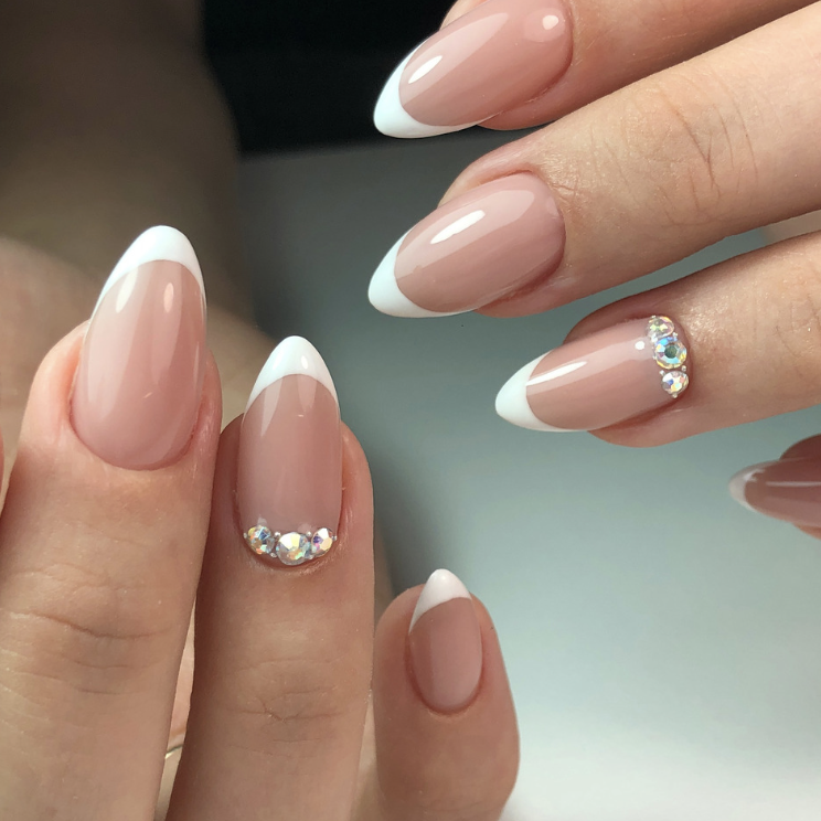 Vernis semi permanent – Nails Arts avec en bonus Initiation chablon gel