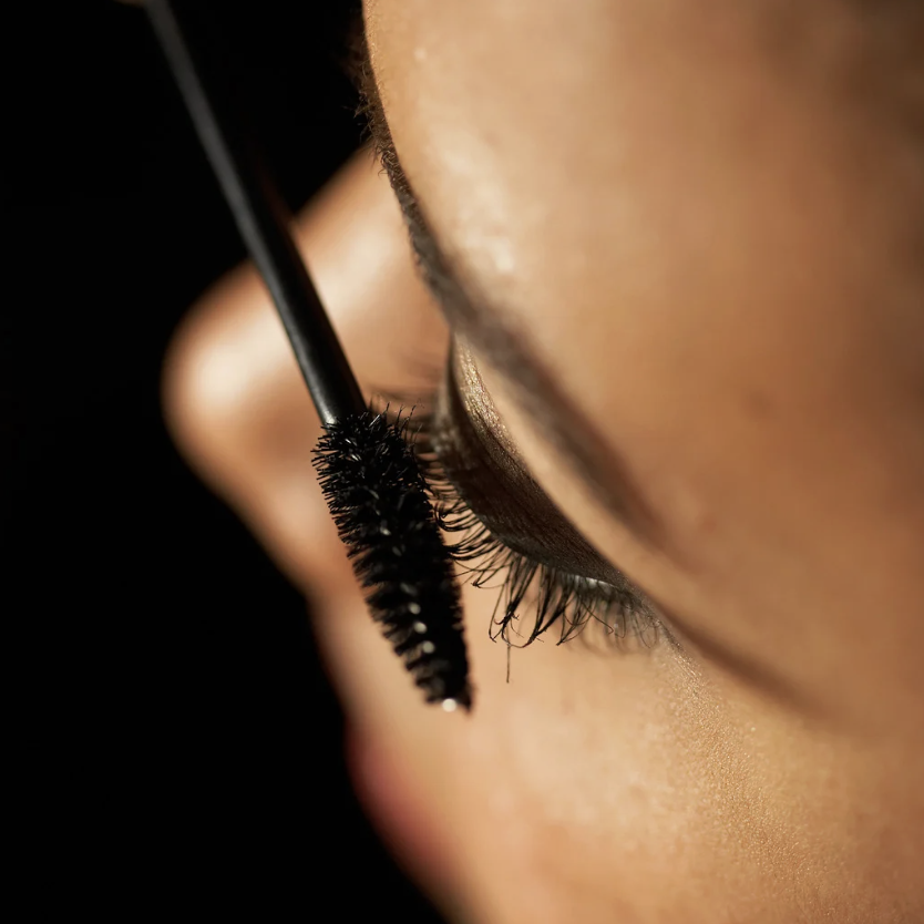 Extensions de cils méthode de volume russe